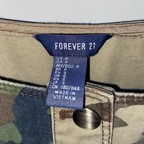 Camo Button-Down Denim Dress - Picture 3 of 3